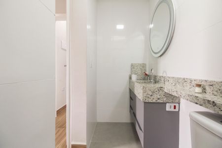Casa para alugar com 80m², 2 quartos e 2 vagas Casa para alugar com 80m², 2 quartos e 2 vagasBanheiro Suíte 1