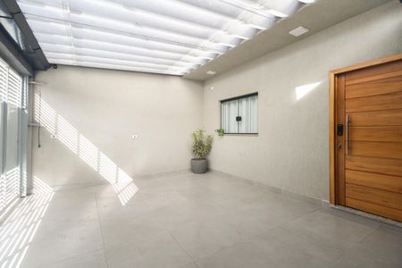 Casa para alugar com 80m², 2 quartos e 2 vagas Casa para alugar com 80m², 2 quartos e 2 vagasGaragem