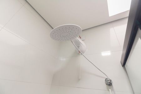 Casa para alugar com 80m², 2 quartos e 2 vagas Casa para alugar com 80m², 2 quartos e 2 vagasBanheiro Suíte 2