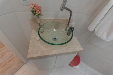 Casa à venda com 106m², 3 quartos e 5 vagasBanheiro