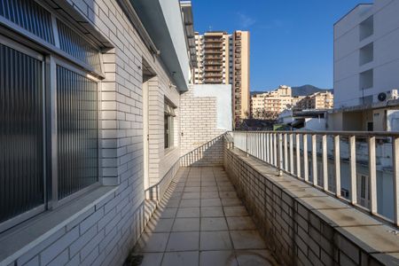 Apartamento à venda com 212m², 4 quartos e 1 vagaVaranda da Sala 2