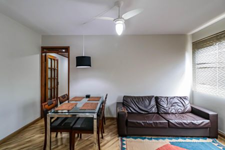 Sala de apartamento à venda com 2 quartos, 68m² em Jardim Everest, São Paulo