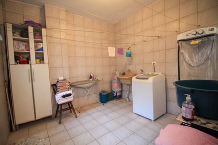 Casa à venda com 150m², 3 quartos e sem vaga Casa à venda com 150m², 3 quartos e sem vagaÁrea de Serviço