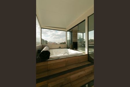 Apartamento à venda com 164m², 4 quartos e 4 vagasVaranda da Sala