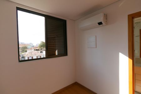 Apartamento à venda com 164m², 4 quartos e 4 vagasSuíte 1