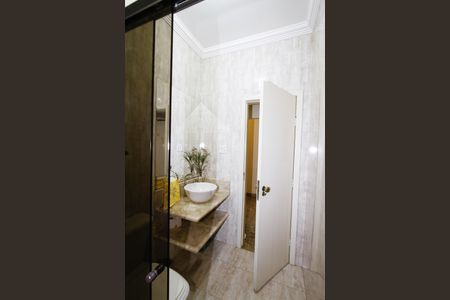 Casa à venda com 224m², 4 quartos e 3 vagasBanheiro