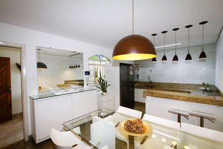 Casa à venda com 224m², 4 quartos e 3 vagasCozinha