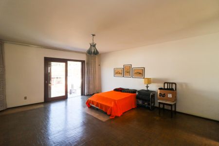 Casa à venda com 251m², 3 quartos e 2 vagas Casa à venda com 251m², 3 quartos e 2 vagasSuíte