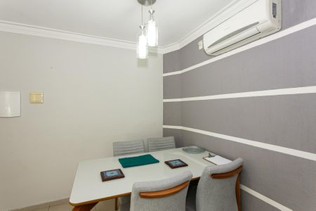 Sala de casa de condomínio à venda com 3 quartos, 95m² em Vila Carrão, São Paulo