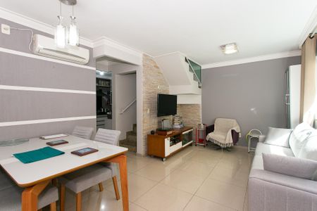 Sala de casa de condomínio à venda com 3 quartos, 95m² em Vila Carrão, São Paulo