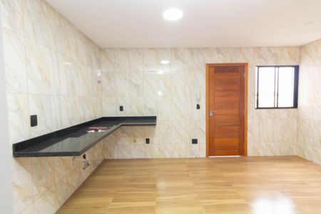 Sala/Cozinha de apartamento para alugar com 2 quartos, 40m² em Jardim Casa Pintada, São Paulo