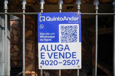 Casa à venda com 270m², 5 quartos e sem vaga Casa à venda com 270m², 5 quartos e sem vagaPlaca