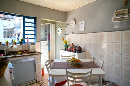 Casa à venda com 270m², 5 quartos e sem vaga Casa à venda com 270m², 5 quartos e sem vagaCasa 1 - Cozinha