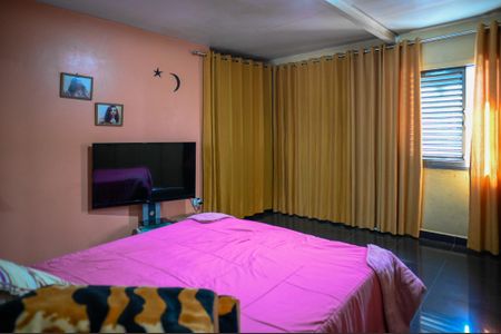 Casa à venda com 270m², 5 quartos e sem vaga Casa à venda com 270m², 5 quartos e sem vagaCasa 2 - Quarto 2