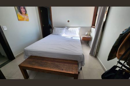 Casa de condomínio à venda com 1018m², 3 quartos e 1 vaga