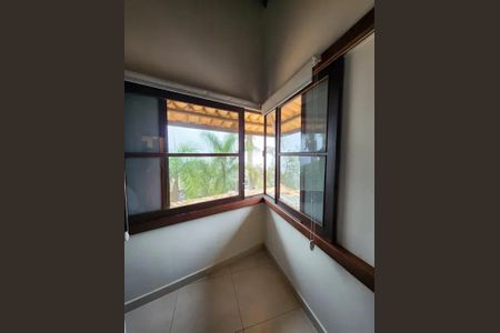 Casa de condomínio à venda com 1018m², 3 quartos e 1 vaga