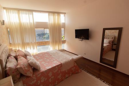 Apartamento para alugar com 128m², 2 quartos e 1 vagaQuarto