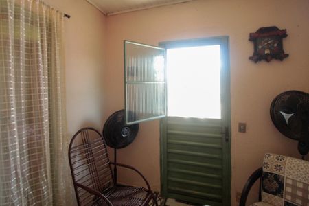 Casa à venda com 110m², 2 quartos e sem vaga Casa à venda com 110m², 2 quartos e sem vagaSala 2