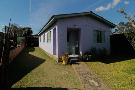 Casa à venda com 110m², 2 quartos e sem vaga Casa à venda com 110m², 2 quartos e sem vagaFachada