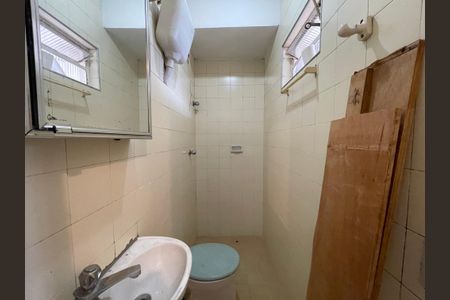 Casa à venda com 140m², 4 quartos e 2 vagasBanheiro de serviço