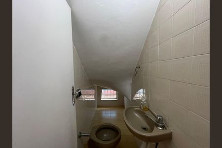 Casa à venda com 140m², 4 quartos e 2 vagasLavabo