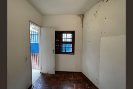 Casa à venda com 140m², 4 quartos e 2 vagasQuarto de Serviço