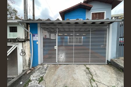 Casa à venda com 140m², 4 quartos e 2 vagasFachada