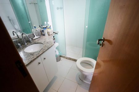 Apartamento à venda com 117m², 3 quartos e 2 vagasBanheiro da Suíte