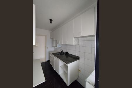 Apartamento à venda com 72m², 3 quartos e 1 vagaCozinha - Armários