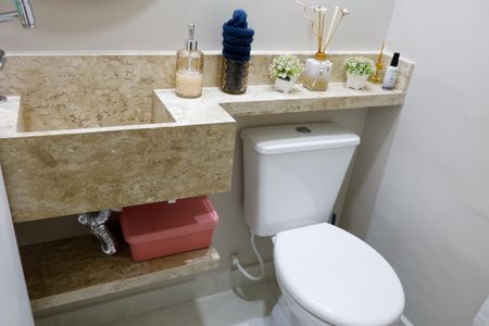 Casa de condomínio à venda com 60m², 2 quartos e 1 vagaLavabo