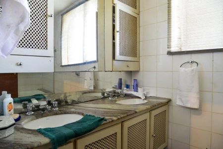 Casa à venda com 680m², 5 quartos e 4 vagasFoto 18