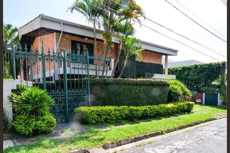 Casa à venda com 680m², 5 quartos e 4 vagasFoto 03
