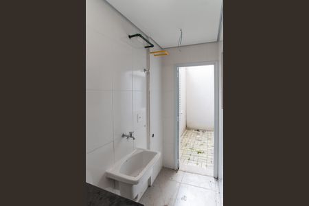 Apartamento à venda com 40m², 2 quartos e sem vagaCozinha e Área de Serviço