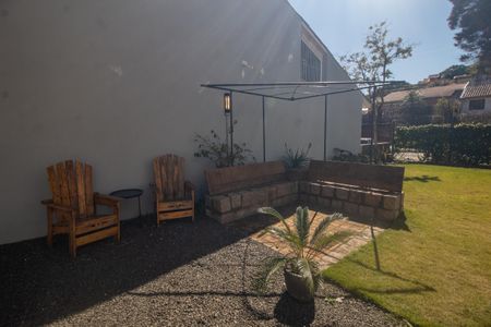 Casa à venda com 78m², 1 quarto e 3 vagas Casa à venda com 78m², 1 quarto e 3 vagasJardim