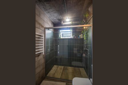 Casa à venda com 78m², 1 quarto e 3 vagas Casa à venda com 78m², 1 quarto e 3 vagasBanheiro