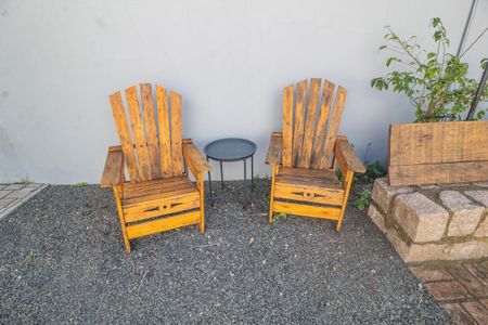 Casa à venda com 78m², 1 quarto e 3 vagas Casa à venda com 78m², 1 quarto e 3 vagasJardim