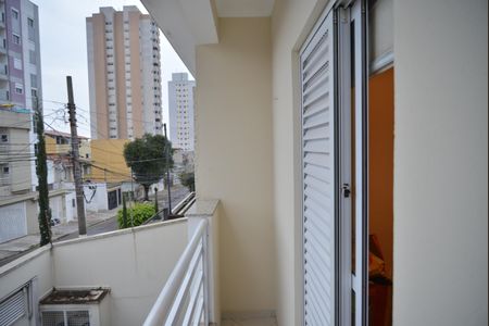 Sacada de casa à venda com 3 quartos, 125m² em Vila Scarpelli, Santo André