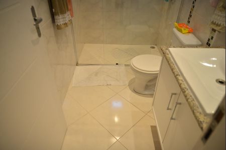 Casa à venda com 125m², 3 quartos e 2 vagasBanheiro Social