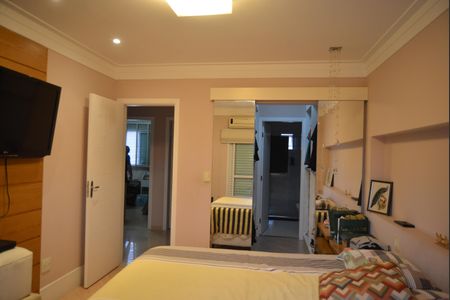 Casa à venda com 125m², 3 quartos e 2 vagasSuite