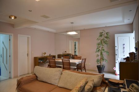 Sala de casa à venda com 3 quartos, 125m² em Vila Scarpelli, Santo André