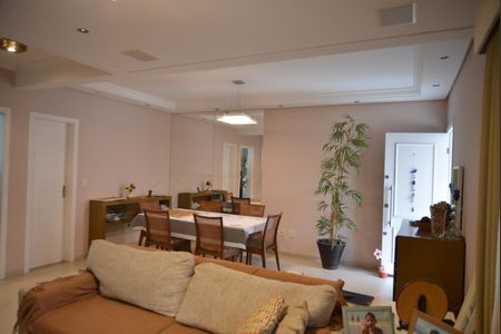 Sala de casa à venda com 3 quartos, 125m² em Vila Scarpelli, Santo André