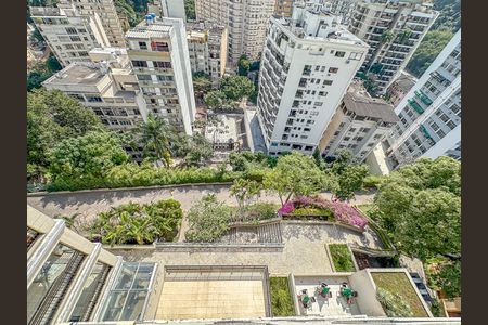 Apartamento à venda com 176m², 3 quartos e 2 vagasVista do Quarto 2