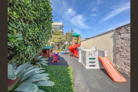 Apartamento à venda com 176m², 3 quartos e 2 vagasÁrea comum