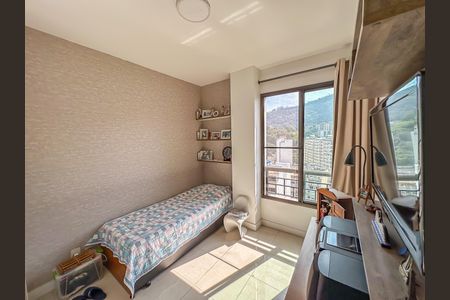 Apartamento à venda com 176m², 3 quartos e 2 vagasQuarto 2