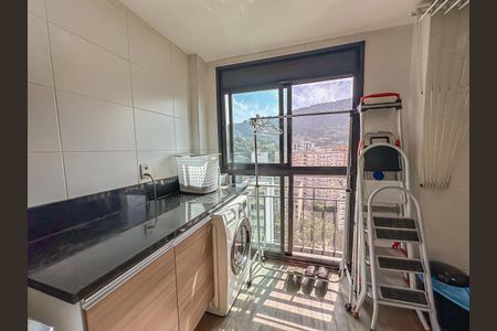 Apartamento à venda com 176m², 3 quartos e 2 vagasÁrea de Serviço