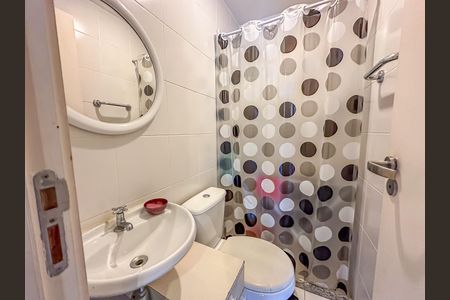 Apartamento à venda com 176m², 3 quartos e 2 vagasBanheiro de Serviço