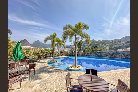 Apartamento à venda com 176m², 3 quartos e 2 vagasÁrea comum