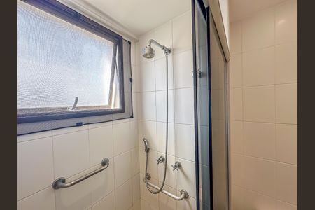 Apartamento à venda com 176m², 3 quartos e 2 vagasBanheiro da Suíte