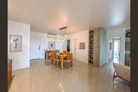 Apartamento à venda com 176m², 3 quartos e 2 vagasSala 3