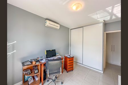 Apartamento à venda com 176m², 3 quartos e 2 vagasQuarto 1